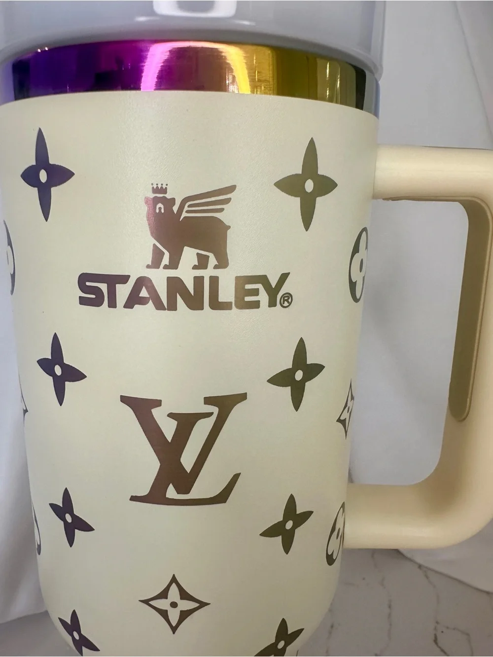 LV Style Cream Monogram 40oz Stanley Oil Slick Iridescent Tumbler NIB - Picture 4 of 6